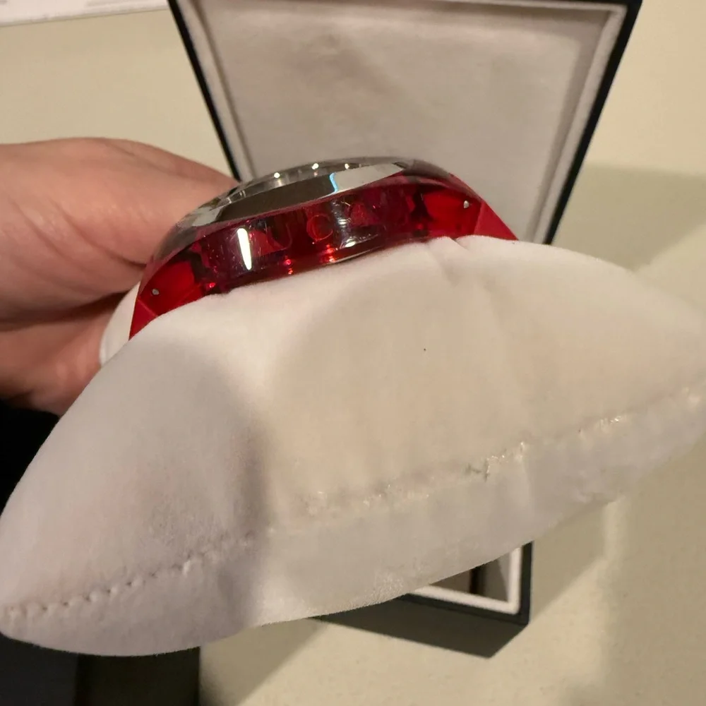 Gucci Sync XXL Rubber Band Gucci Logoed Dial - Picture 6 of 8